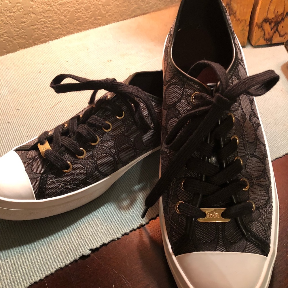 Coach tennis shoes